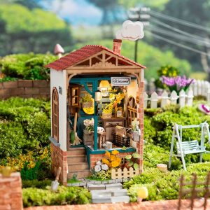 Rolife Dream Yard DS012 DIY Wooden Dollhouse