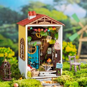 Rolife Borrowed Garden DS013 DIY Wooden Dollhouse