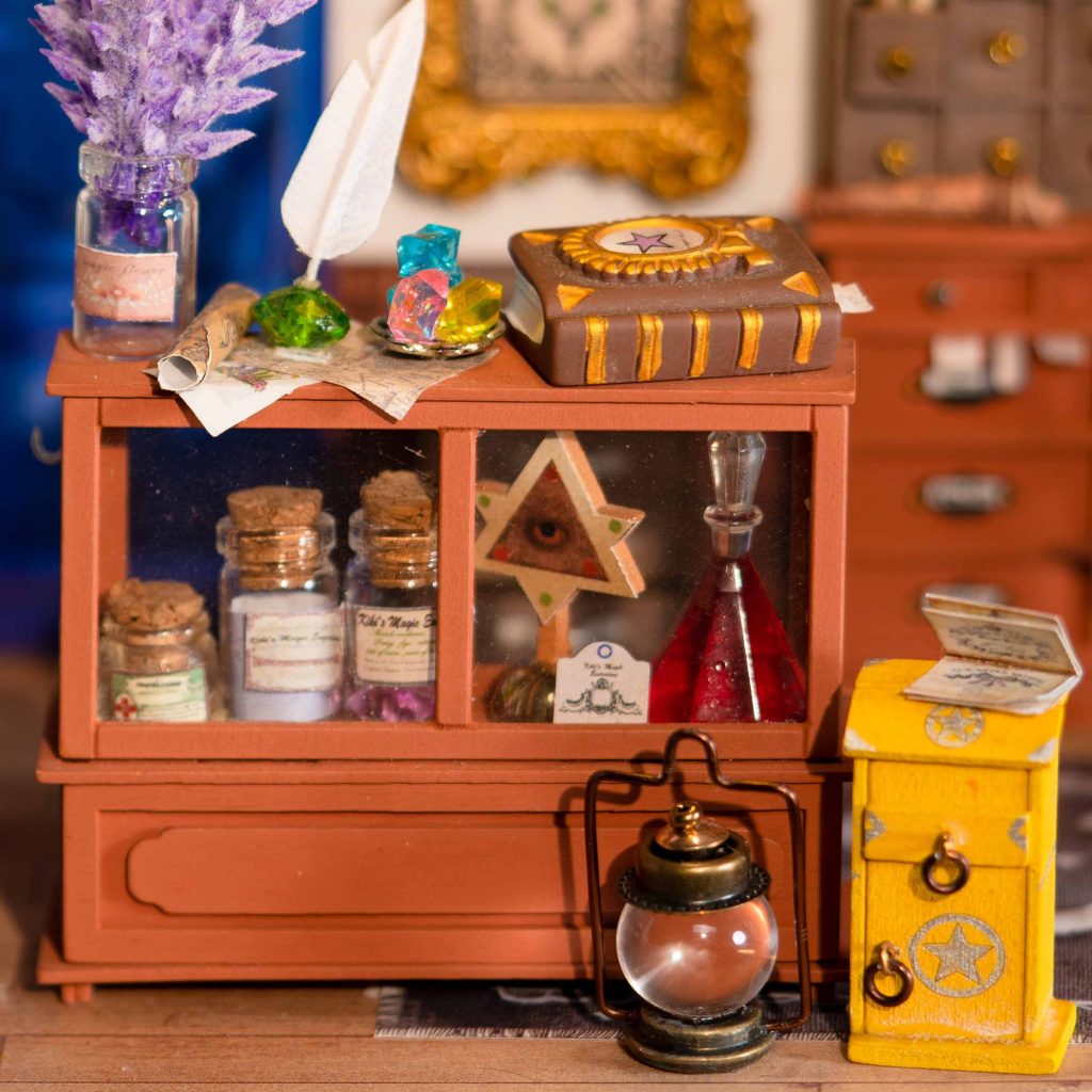 rolife-kiki-s-magic-emporium-diy-miniature-house-kit-dg155-rolife