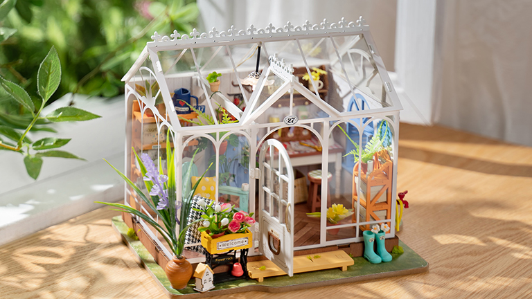 Dreamy Garden House Diy Miniature House Kit